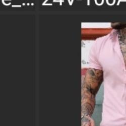 Camisa rosa con estampado de corona